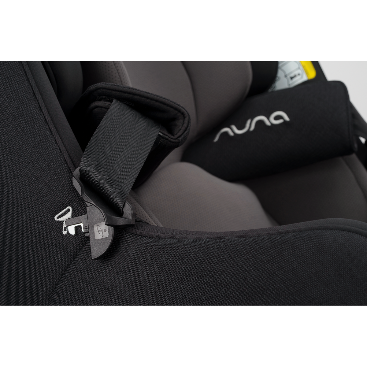 Nuna Relx Wind 360 i-Size Car Seat - Caviar