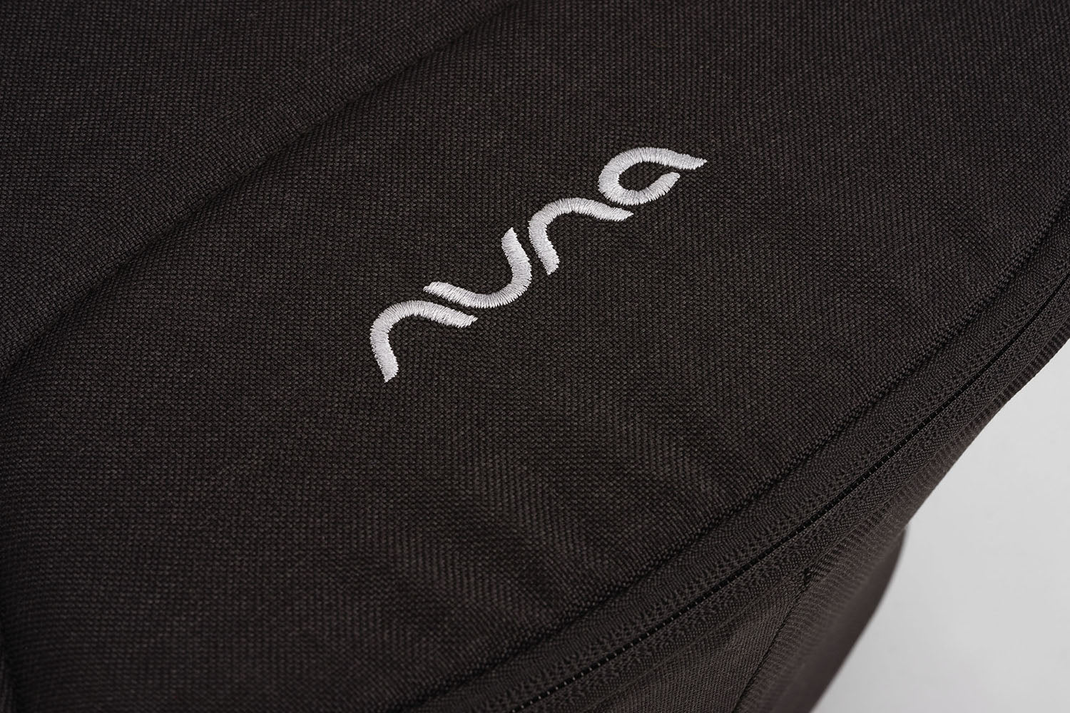 Nuna DEMI NEXT Carrycot - Caviar 11