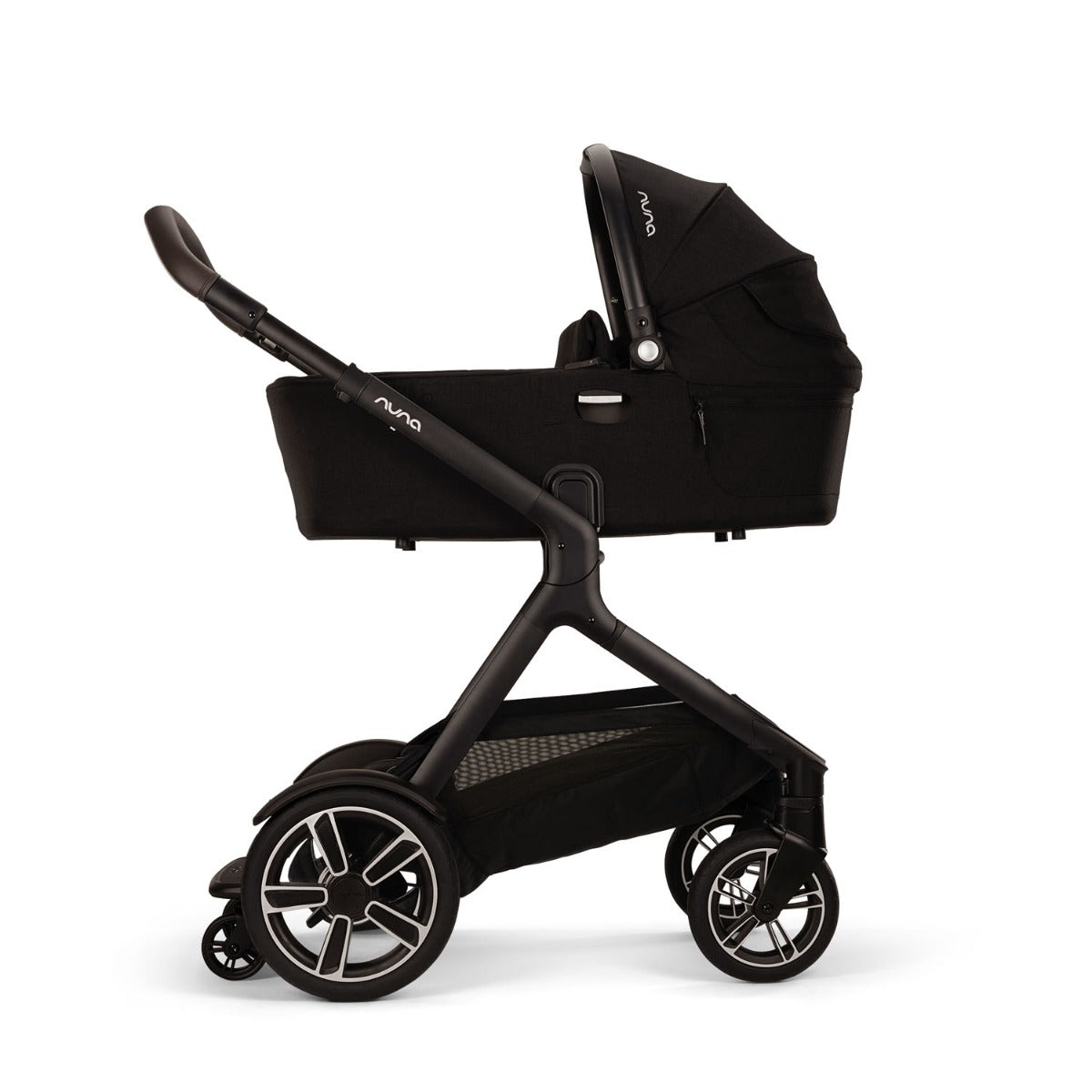 Nuna Demi Next + PIPA URBN Travel System Bundle - Caviar 10