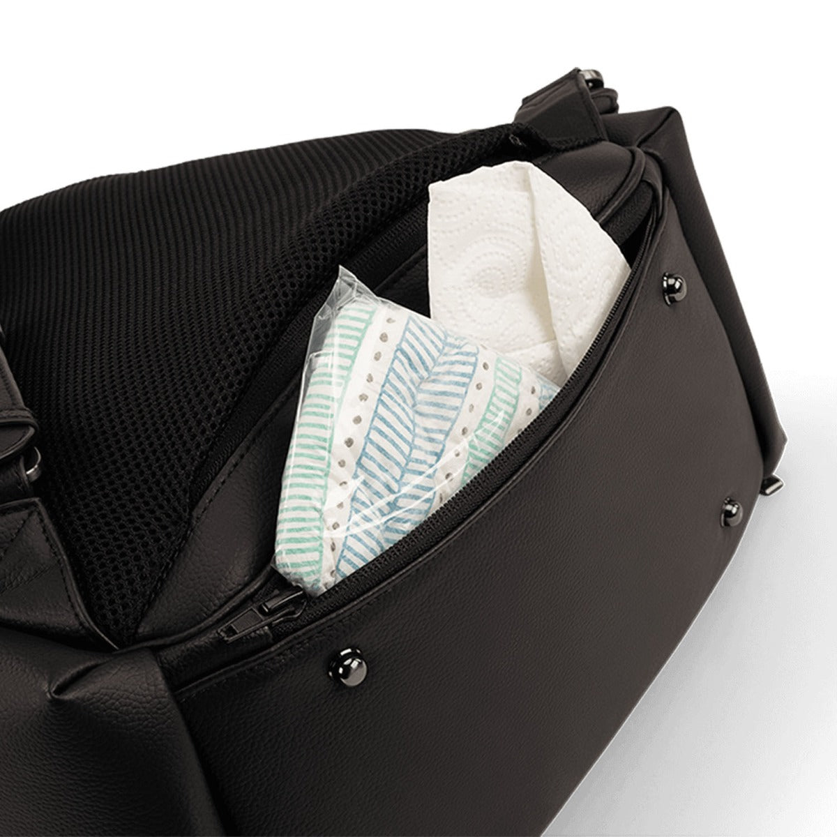 Nuna Essentials Changing Bag - Caviar 14