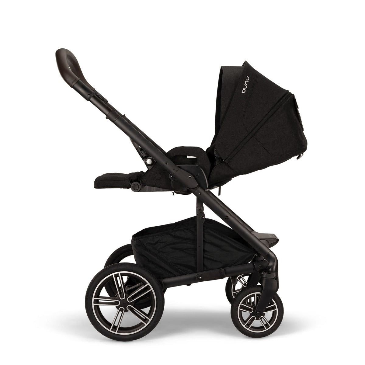 Nuna MIXX Next with ARRA Flex & Base Curv Travel System Bundle - Caviar 21