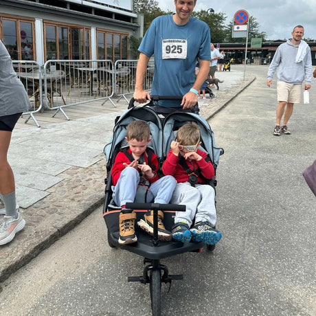Out n About Nipper V6 Plus Double Pushchair - Brambleberry Red 12