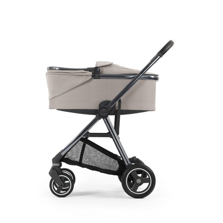 BabyStyle Oyster Gravity+ 4 Piece Maxi-Cosi Cabriofix iSize Bundle - Stone 48