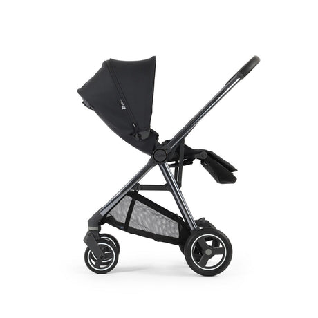BabyStyle Oyster Gravity+ 4 Piece Maxi-Cosi Cabriofix iSize Bundle - Carbonite 8