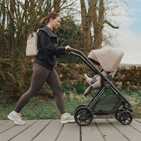 Silver Cross Reef 2 with First Bed Folding Carrycot and Accessory Bundle - Mocha 9
