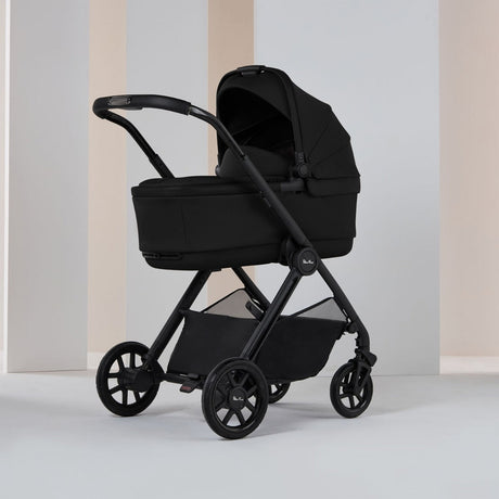 Silver Cross Reef 2 with First Bed Folding Carrycot and Accessory Bundle - Space 4
