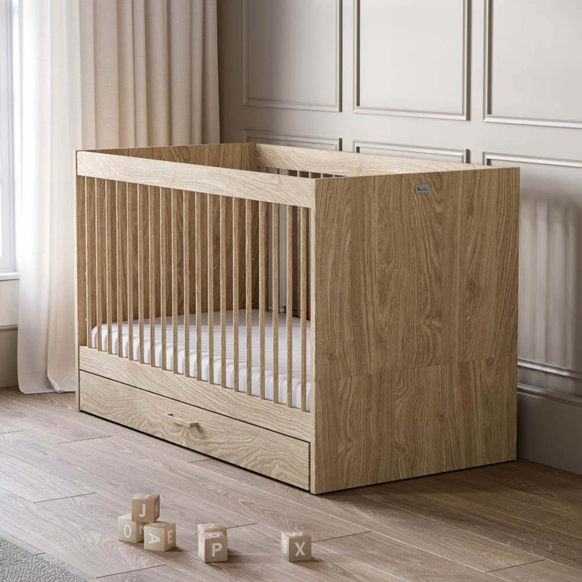 Silver Cross Geneva Cot to Toddler Bed 1