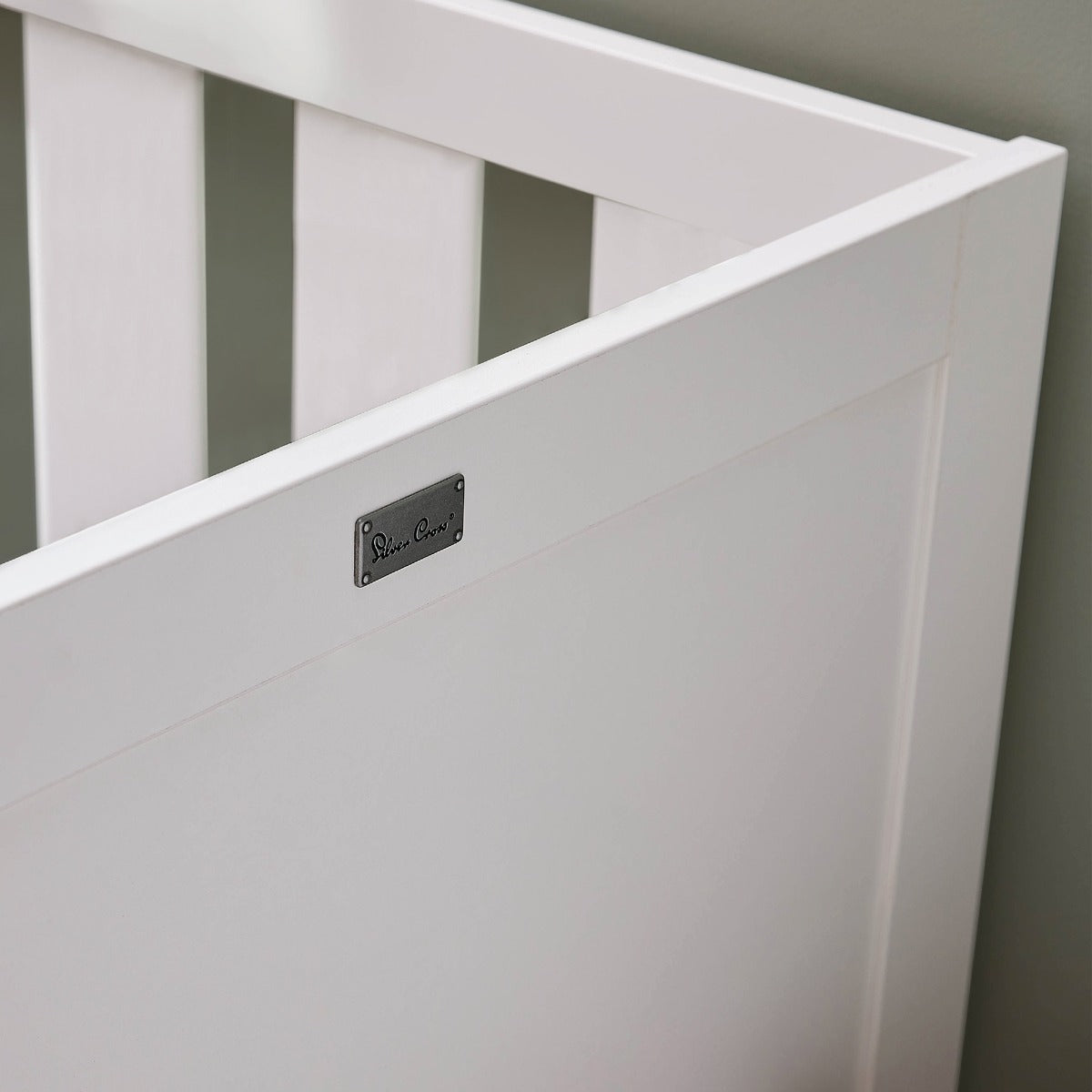 Silver Cross Bromley 2 Piece Cot Bed and Dresser Set - White 6