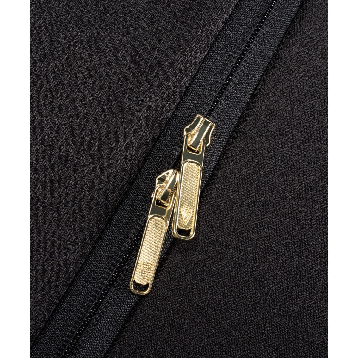 Venicci Upline 2 with Maxi-Cosi Cabriofix i-Size & Base Travel System Bundle - All Black 6