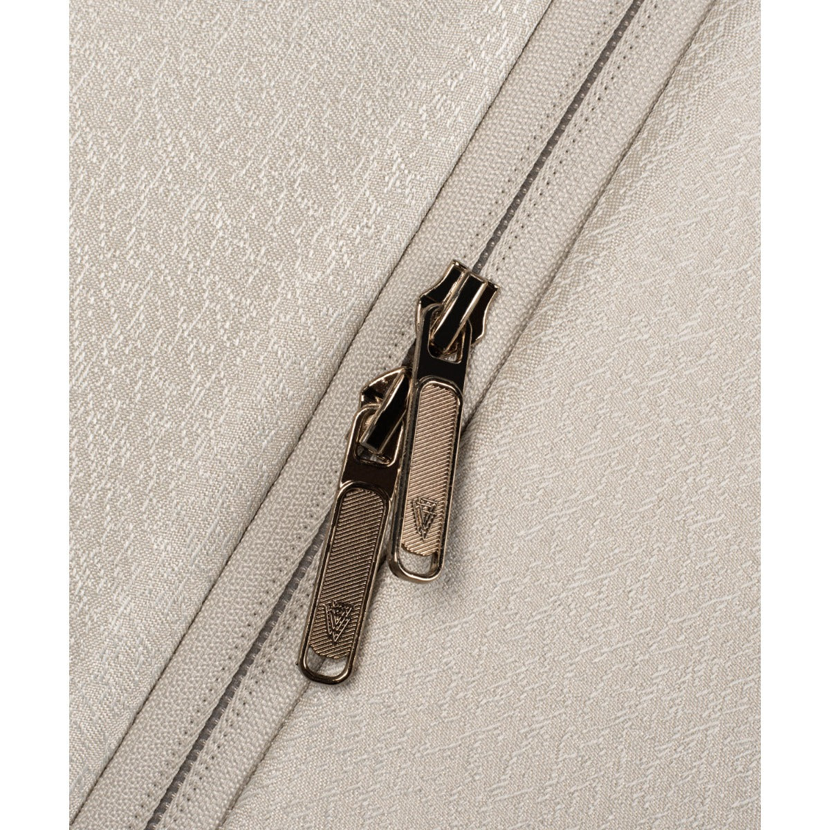 Venicci Upline 2 3-in-1 Tiago + 360 Base Travel System Bundle - Stone Beige 11