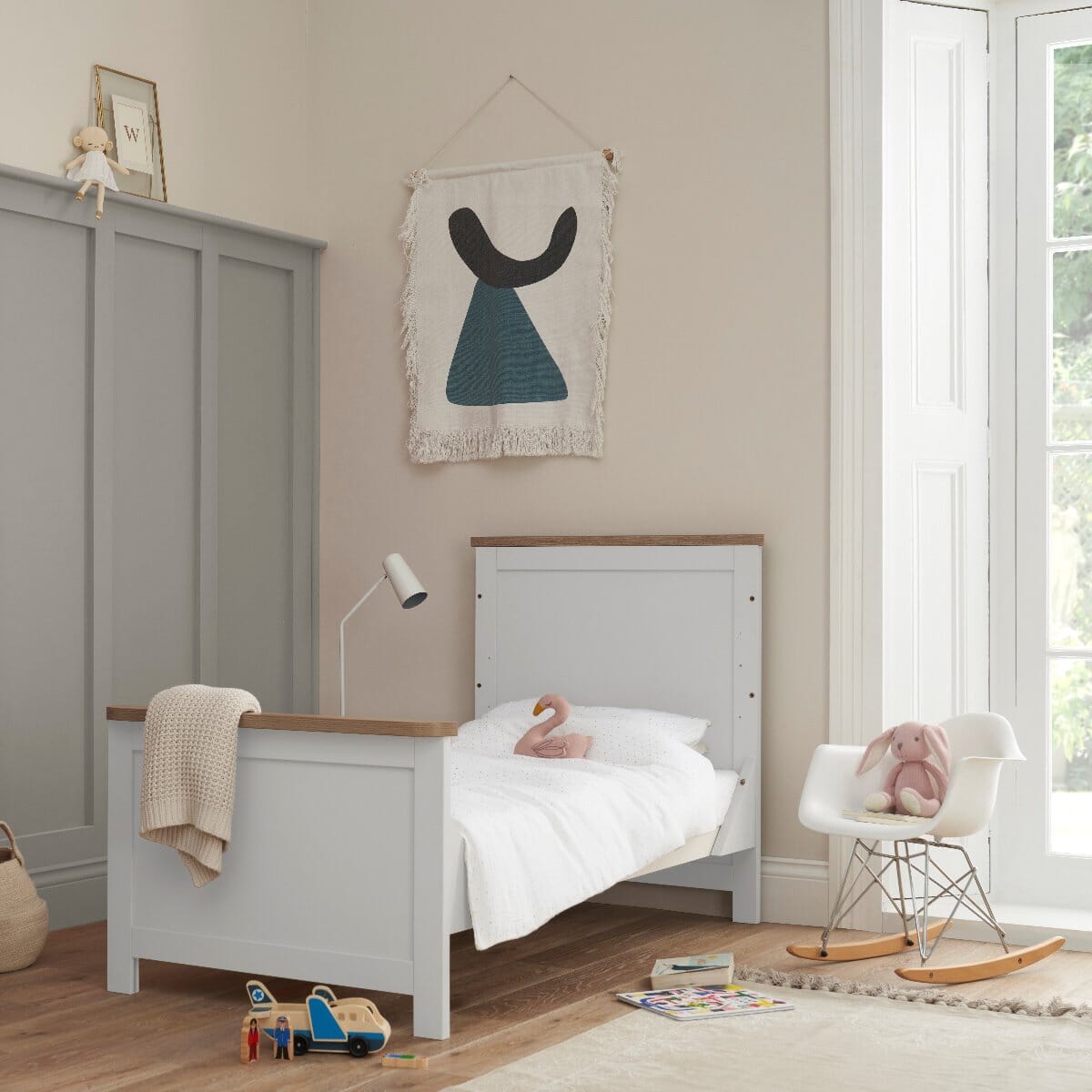 Tutti Bambini Verona Cot Bed - White & Oak